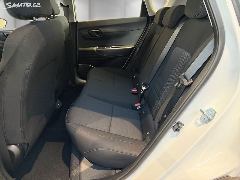 Hyundai Bayon 1,2I MT WAVE - fotka 9 z 12
