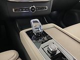 Volvo XC90 (2026) B5 AWD AUT DARK PLUS 7míst - náhled 36