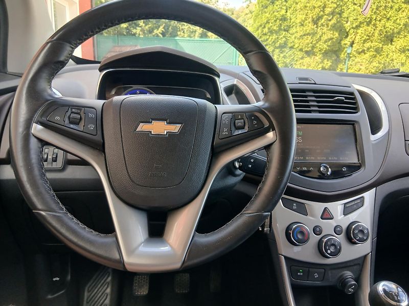 Chevrolet Trax 1.7 D AWD - fotka 17 z 33