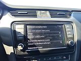 Škoda Octavia 2.0 TDi/135kW RS DSG ČR - náhled 21