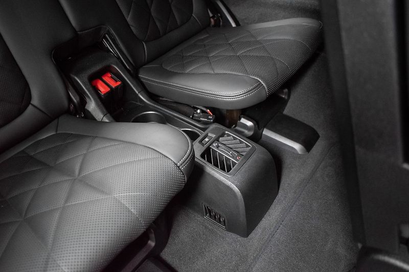 BMW X5 30d xD ///M*ZÁRUKA 9/27*7míst* - fotka 20 z 74