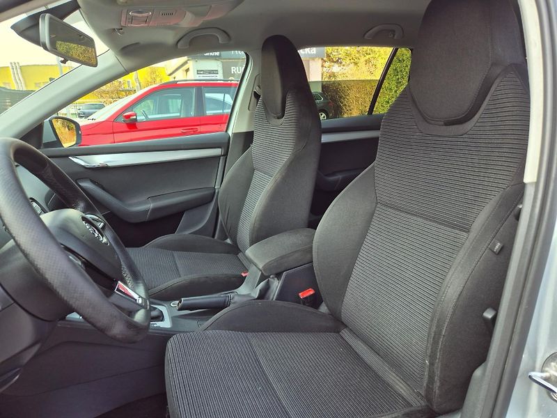 Škoda Octavia (2014) DSG - STYLE PLUS 2.0TDi /110kW - fotka 13 z 18