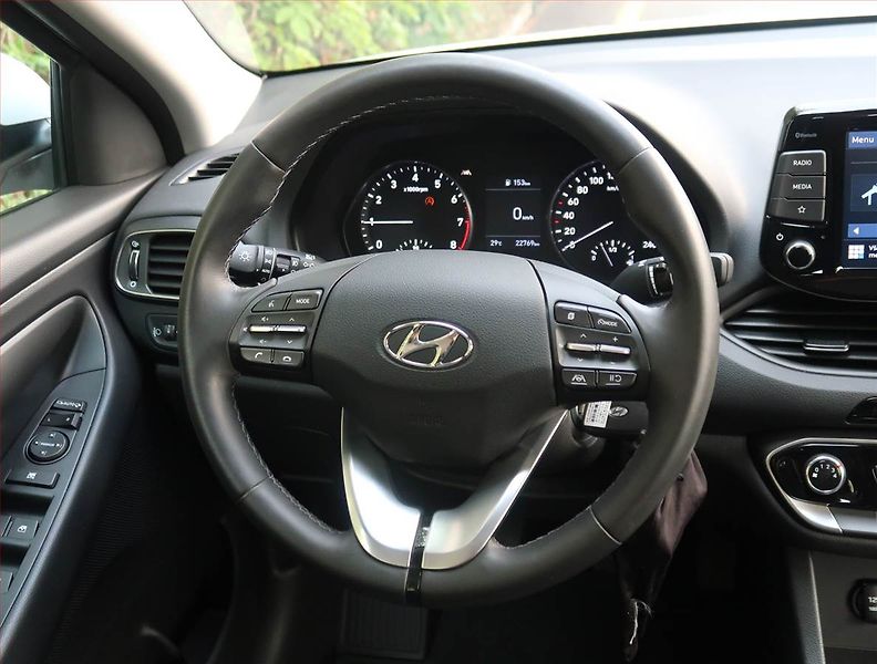 Hyundai i30 (2023) Komfort 1.0 T-GDI, ČR,1.maj - fotka 15 z 22