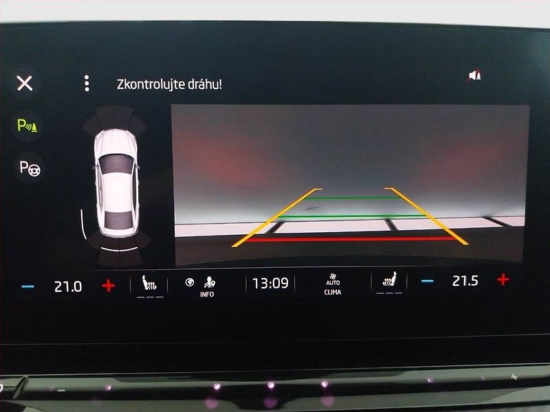 Škoda Octavia (2021) RS 2.0 TSI - fotka 20 z 22