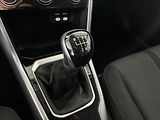Volkswagen T-Roc 1,0   TSI 85kW,LIFE,1.MAJITEL - náhled 19