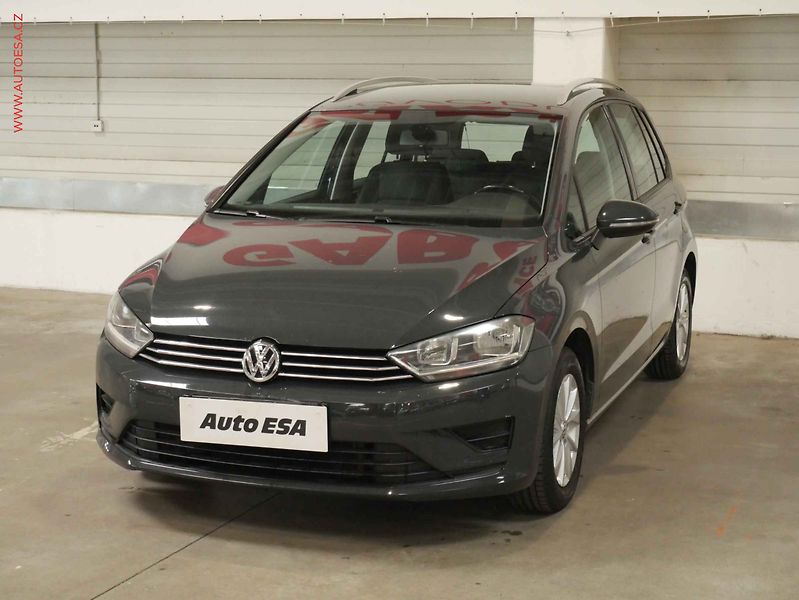 Volkswagen Golf Sportsvan (2015) 1.2 TSi, ČR, AC, temp - fotka 3 z 19