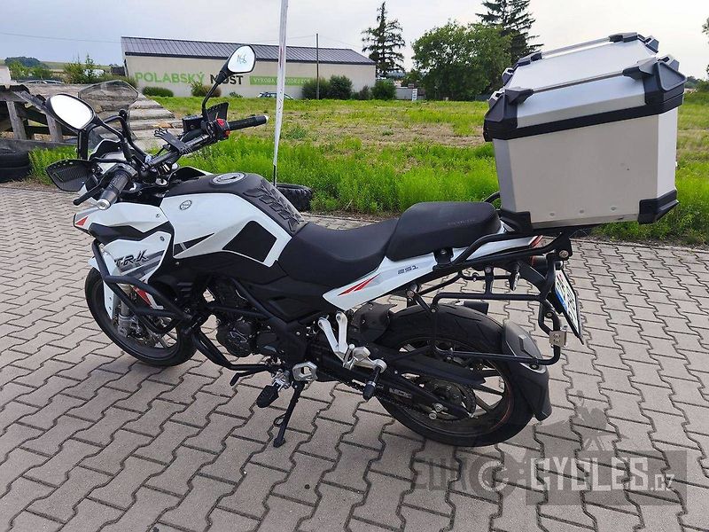 Benelli TRK 251 (2024) - fotka 5 z 11
