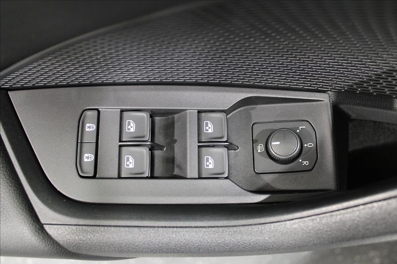 Škoda Octavia 2,0 TDI Ambition 1.majitel CZ - fotka 14 z 32
