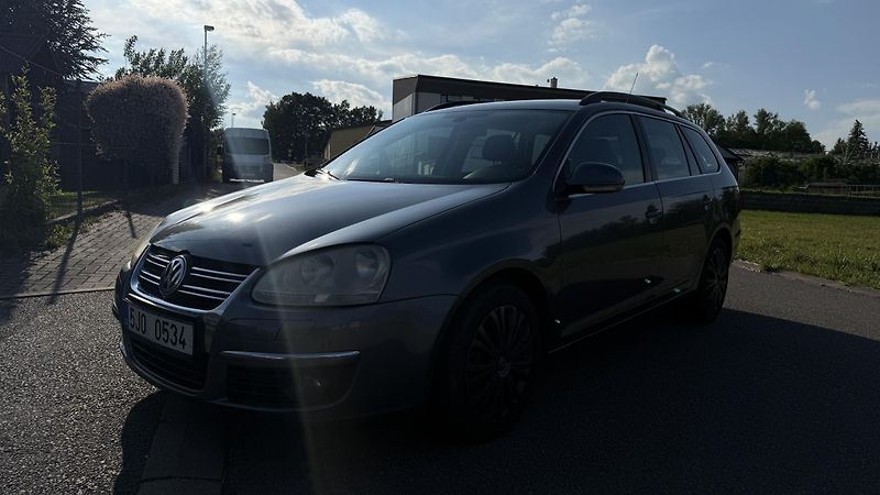 Volkswagen Golf Variant (2008) 2.0TDI DSG 103KW  - fotka 2 z 18