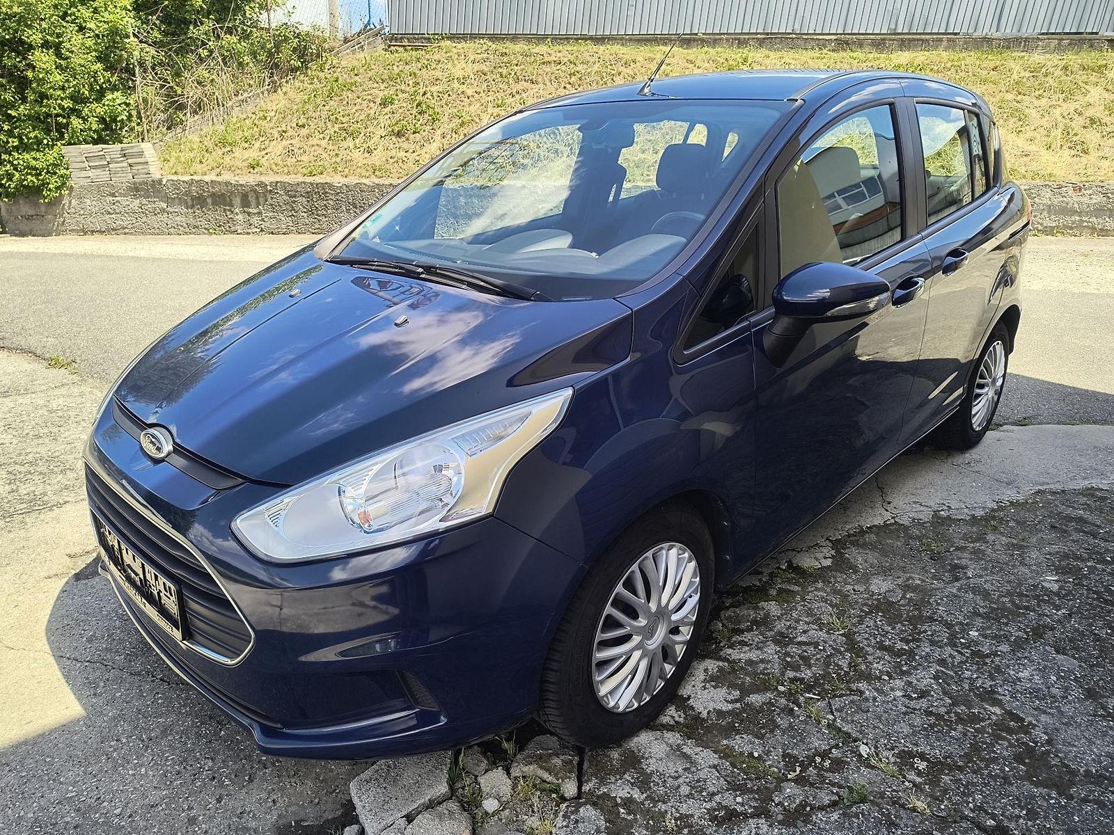 Ford B-MAX 1.4 66KW/VYHŘ.SED+SKLO/AC/ESP