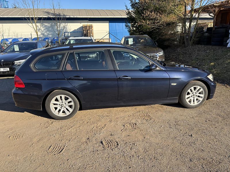 BMW Řada 3 Bmw 318D  - fotka 7 z 20
