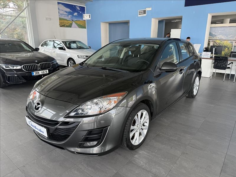 Mazda 3 1,6   77kw VÝHŘEV,RVM,AUT.KLIM - fotka 3 z 19