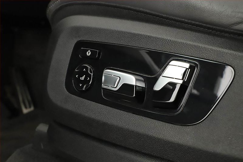 BMW X5 (2020) xDrive30d - fotka 12 z 21