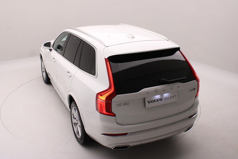 Volvo XC90 B5 AWD INSCRIPION AUT CZ - fotka 18 z 54
