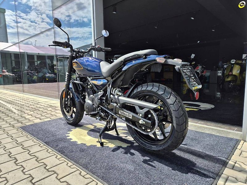 Royal Enfield (2026) Guerrilla 450 - fotka 25 z 37