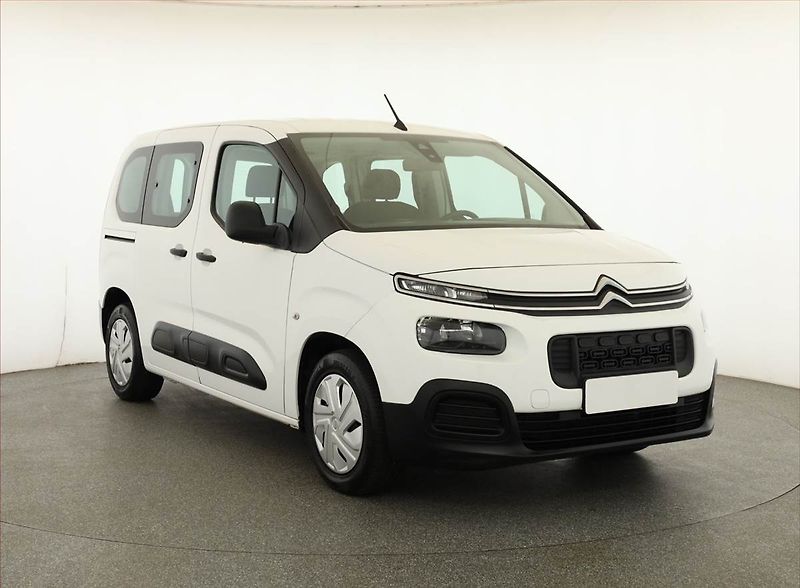 Citroën Berlingo (2019) Live 1.2 PureTech, 5Míst, ČR - fotografie inzerátu