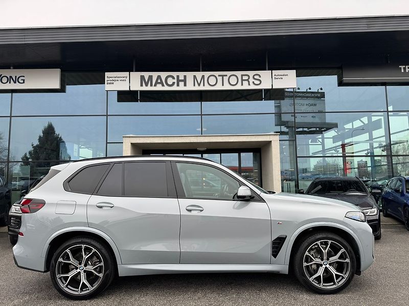 BMW X5 xDrive 50e El.tažné TOP - fotka 4 z 16