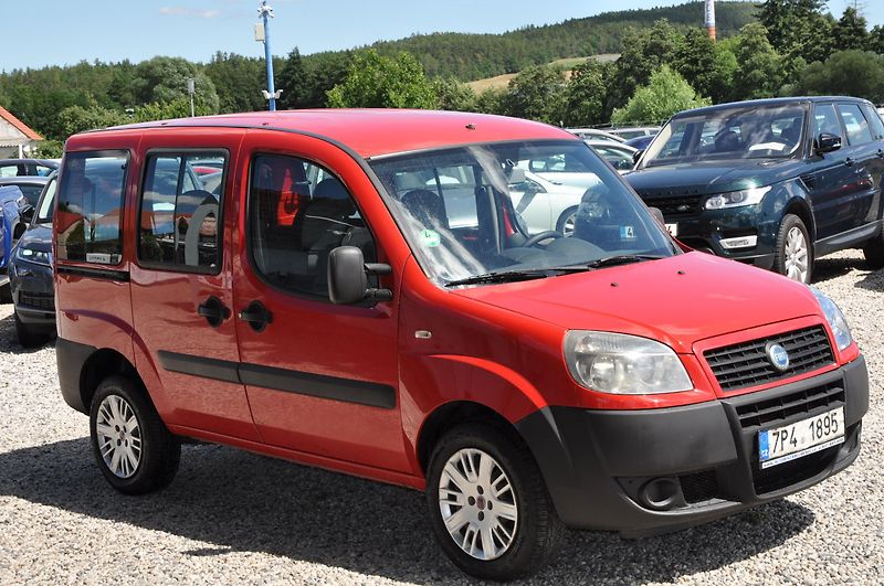 Fiat Dobló 1.3 MultiJet 62kW - fotka 2 z 10