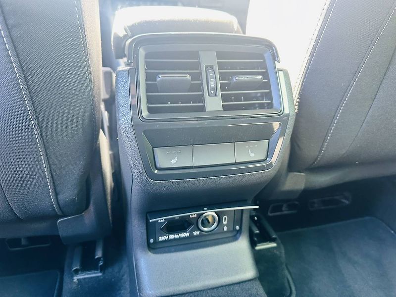 Škoda Karoq Sportline 2,0TDI 110kW DSG7 4x - fotka 26 z 37