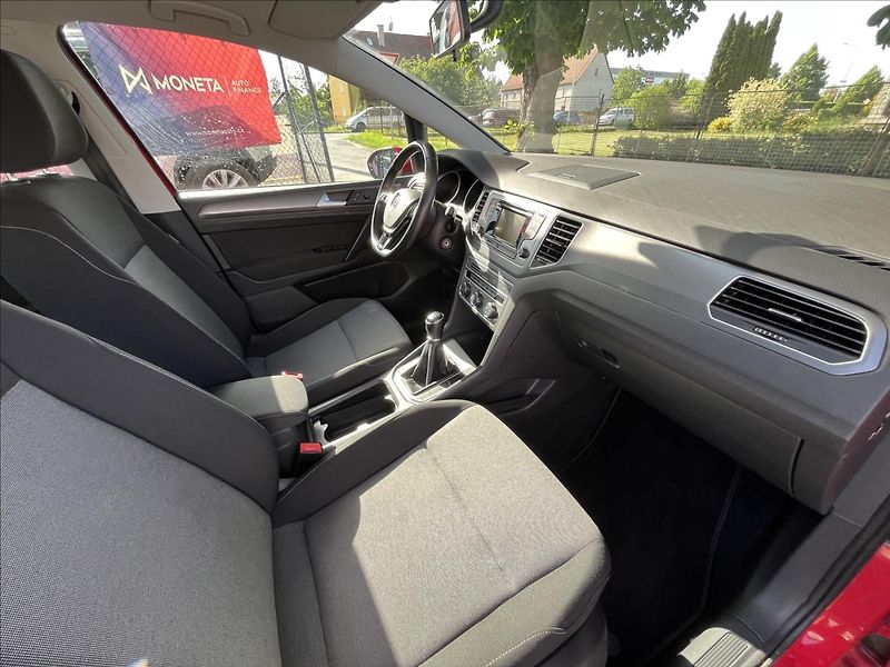 Volkswagen Golf Sportsvan 1,4 TSi 92 kW  Klima, 8x Pneu - fotka 23 z 48