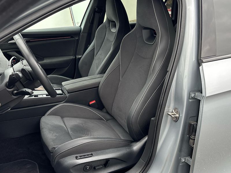 Škoda Superb Sportline 4x4 DSG - fotka 7 z 29