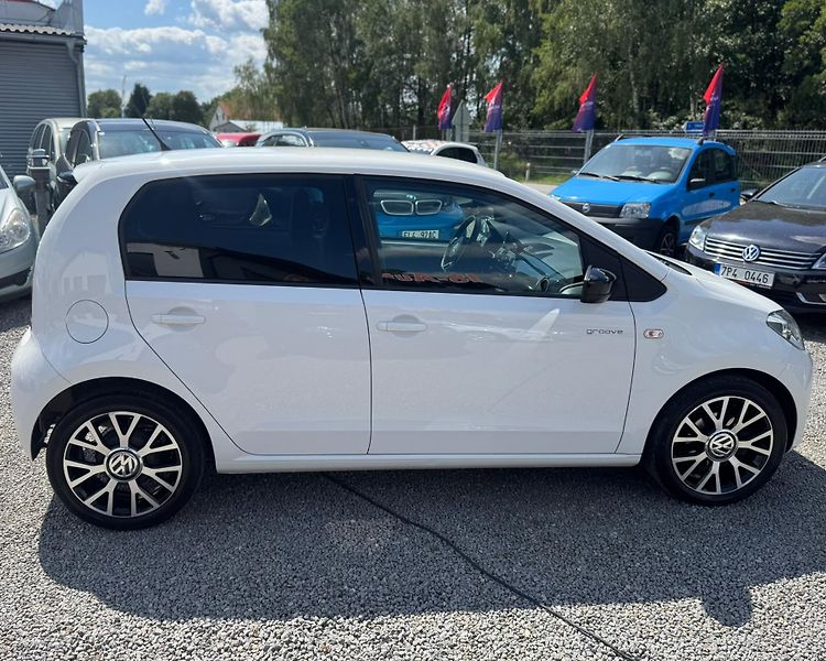 Volkswagen up! (2014) / Servisní knížka - fotka 8 z 14