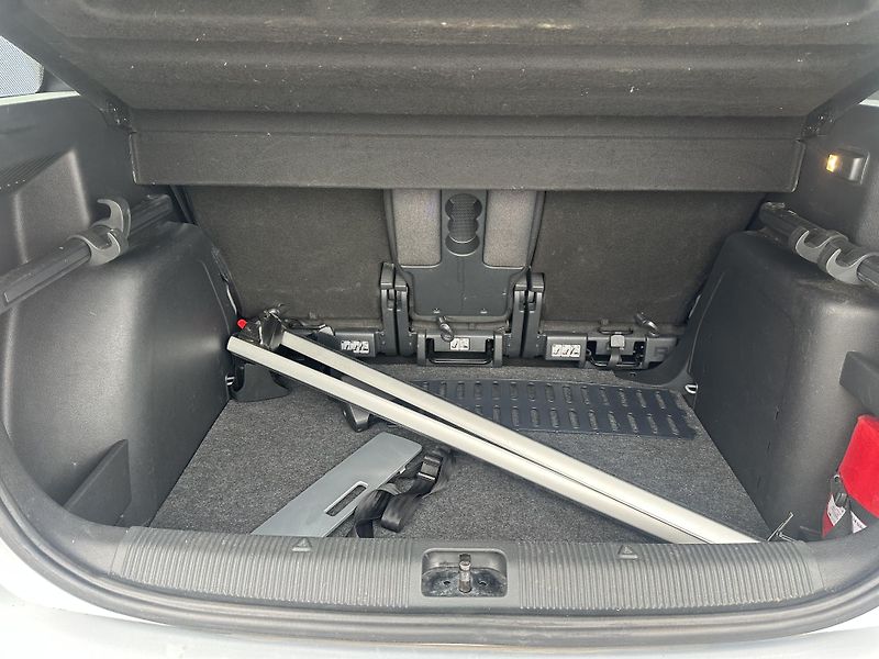 Škoda Yeti (2013) 1.4 TSI 90kW, ser.knížka - fotka 19 z 29