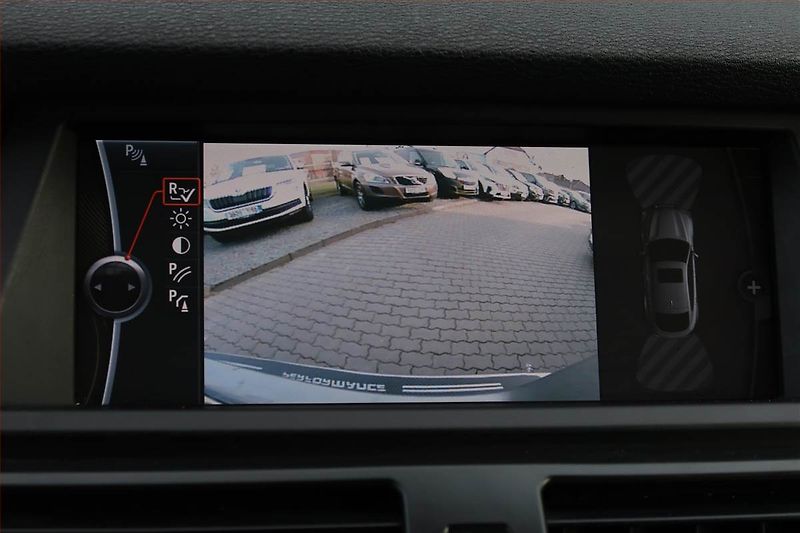 BMW X6 (2011) xDrive30d, 4X4, Automat, Kůže - fotka 17 z 20
