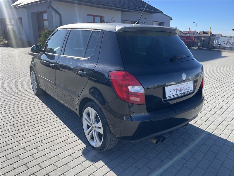 Škoda Fabia 1,4 i 16V 63kw Sportline Klima - fotka 3 z 42