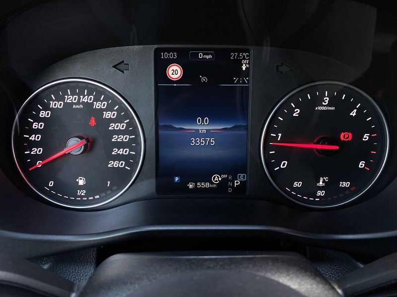 Mercedes-Benz Vito (2025) 119 CDI / Tourer Select / L / - fotka 17 z 26