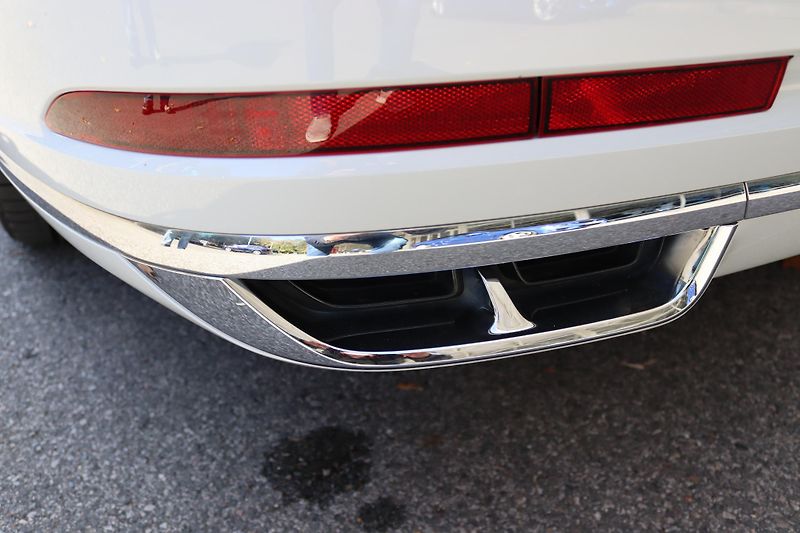Audi A8 - fotka 65 z 68