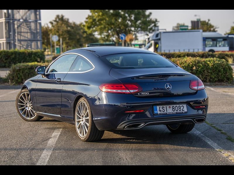Mercedes-Benz Třídy C 4MATIC 2016 - fotka 6 z 30