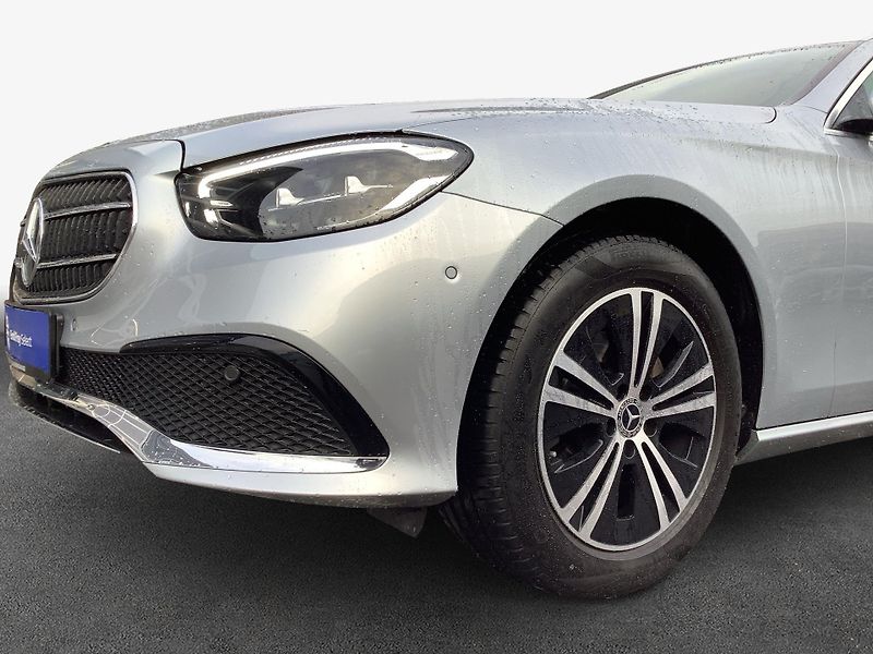 Mercedes-Benz Třídy E E 220 d T 9G-TRONIC Avantgarde - fotka 6 z 36