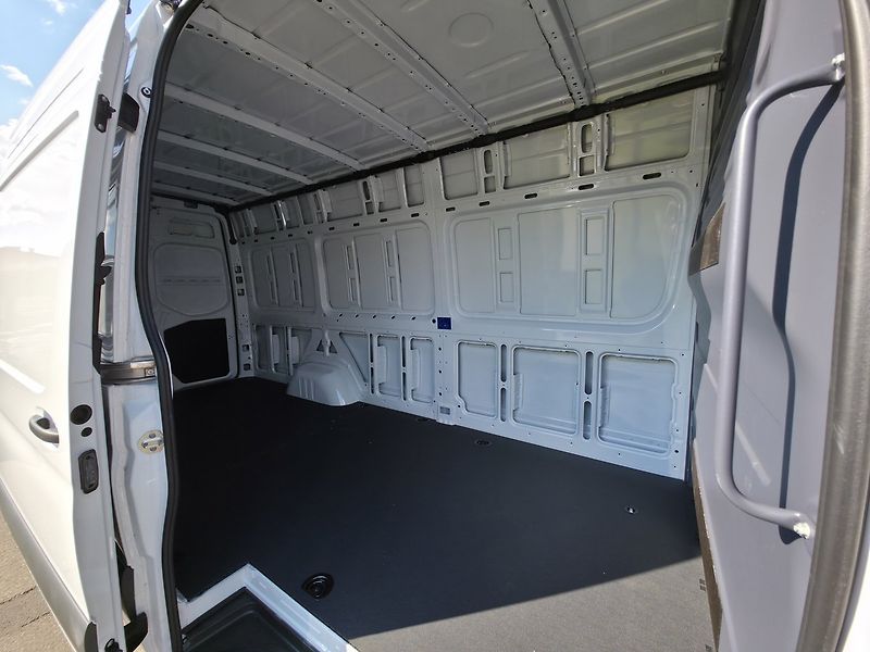 Mercedes-Benz eSprinter 320 KAWA PRO L 81kWh - fotka 10 z 26