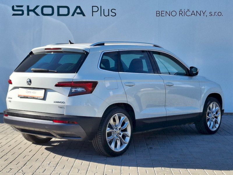 Škoda Karoq (2018) Style DSG 4x4 2,0TDi 110kW - fotka 2 z 38