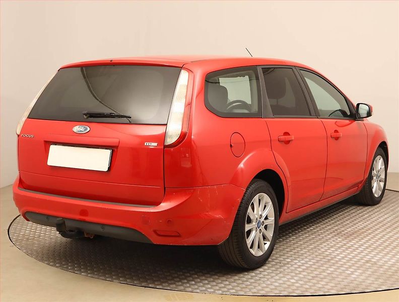 Ford Focus (2008) 1.6 TDCi, po STK, Tažné - fotka 5 z 16