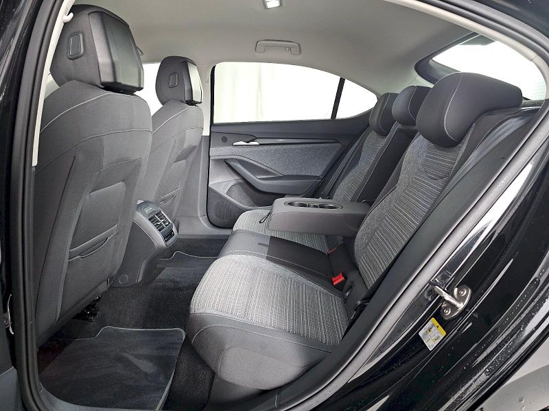 Škoda Superb (2024) 1.5TSi 110kW TOP SELECTION TAŽ - fotka 7 z 28