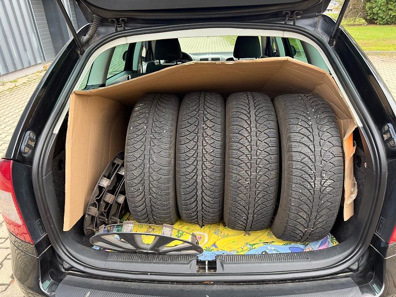 Škoda Octavia 1,6 TDi 77 kW / servis  - fotka 14 z 34