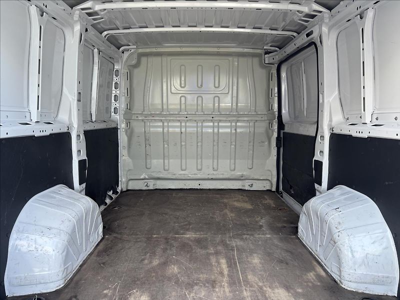 Opel Movano 2,2 CDTI 88kW L1 - fotka 11 z 30