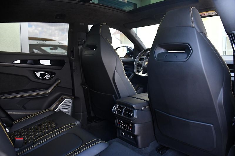 Lamborghini Urus 4.0 V8 ZÁRUKA - fotka 18 z 62