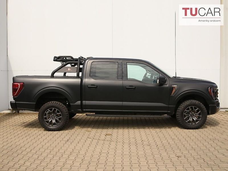 Ford F-150 (2022) 3.5 V6 LOBO TREMOR  - fotka 3 z 41