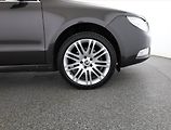 Škoda Superb (2012) 2.0 TDI, Automat, Xenony - náhled 16