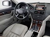 Mercedes-Benz Třídy C (2008) C 320 CDI 4MATIC, 4X4 - náhled 7