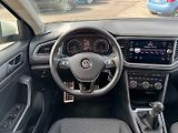 Volkswagen T-Roc (2019) IQ. DRIVE 1,5 TSI 110 KW - náhled 16