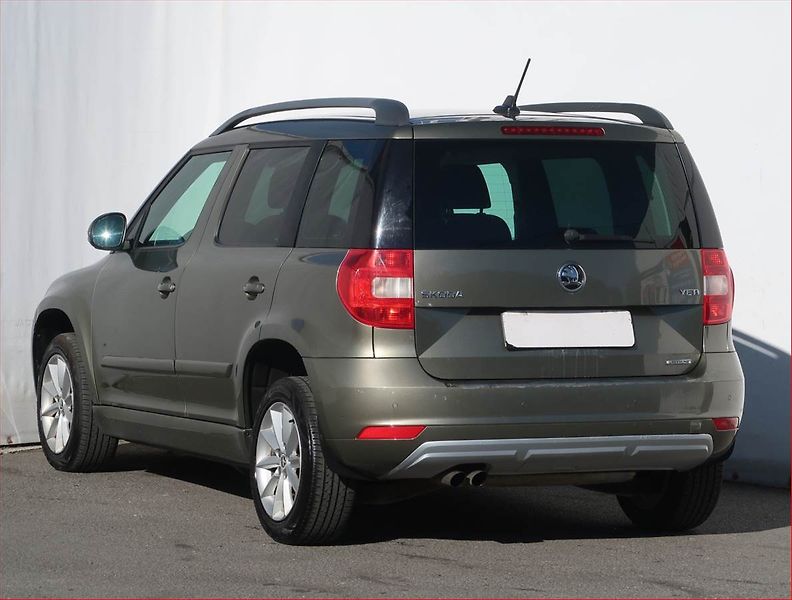 Škoda Yeti (2015) GreenLine 1.6 TDI, Navi - fotka 4 z 20