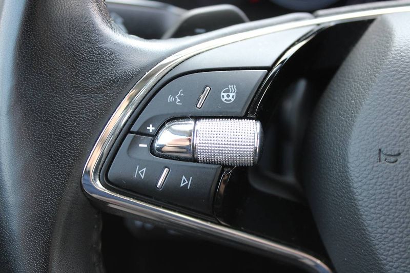 Škoda Octavia (2023) 2.0 TDI DSG Head Up TAŽNÉ kůže - fotka 17 z 35