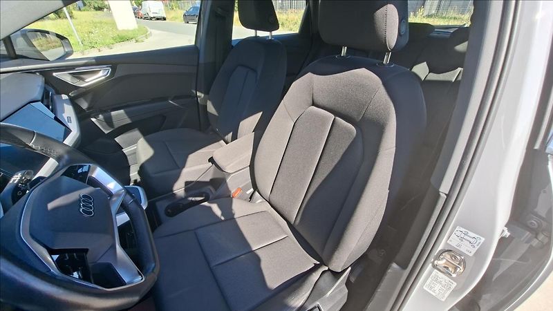 Audi Q4 0,0 e-tron 150 Kw tep.čerpadlo - fotka 10 z 28