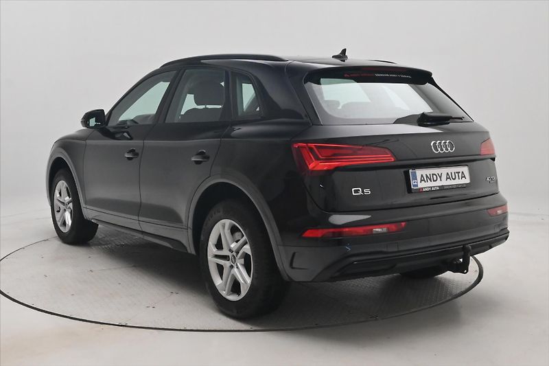 Audi Q5 2,0 TDI 150kW 4x4 S-Tronic Zár - fotka 7 z 32