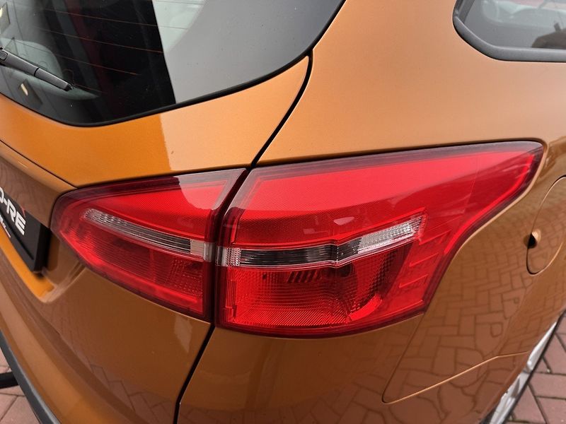 Ford Focus (2018) 1.6Ti-VCT Digi Klima Tempomat - fotka 37 z 46