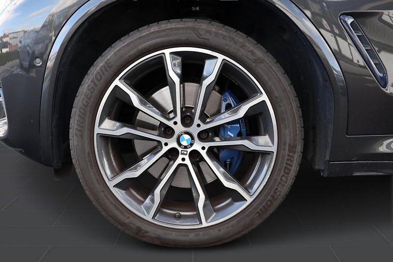 BMW X3 xDrive30d - fotka 7 z 15